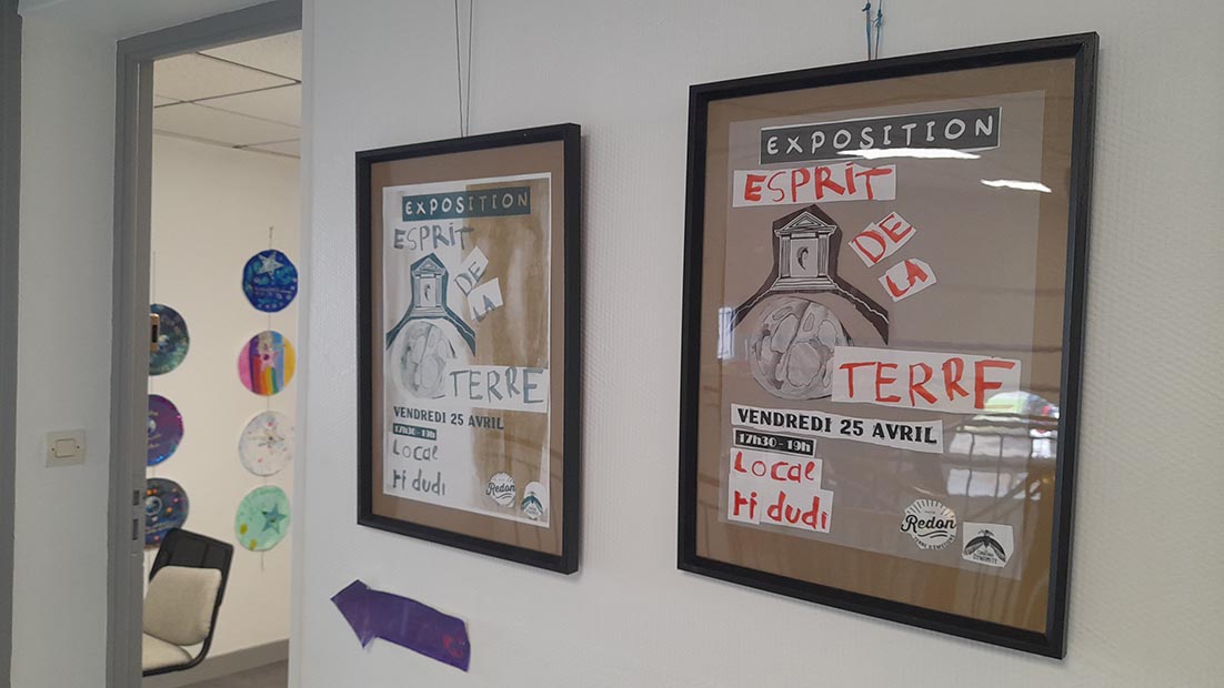 You are currently viewing Esprit de la Terre / exposition collective pluridisciplinaire / dessin, risographie, encadrement, scénographie